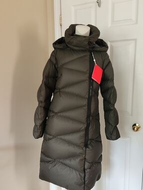 Helly Hansen Olive Green Tundra Downfilled Puffer Coat